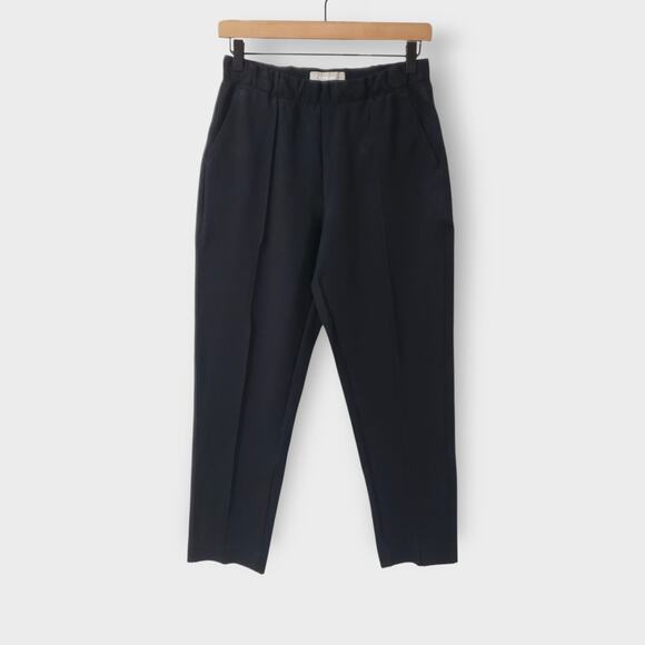 Everlane The Dream Pant Black Sz Small Center Seam Tapered Pull On Career Chic - Picture 1 of 12